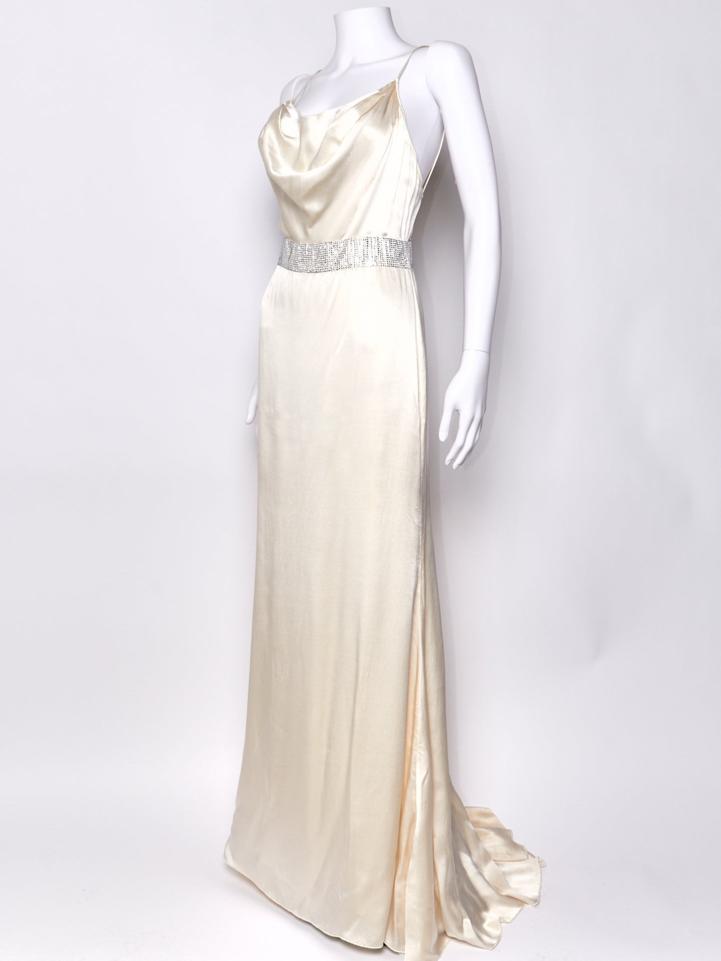 2005 White Embellished Gown