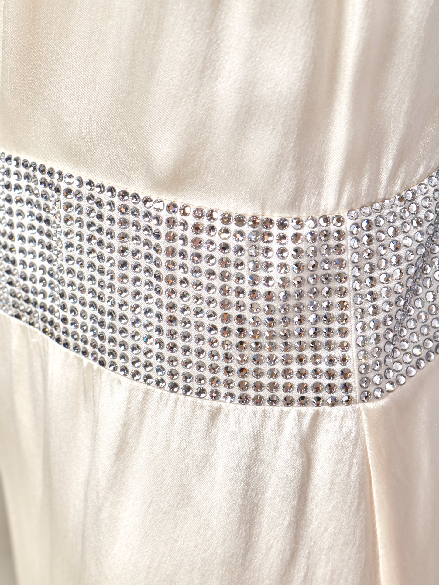 2005 White Embellished Gown