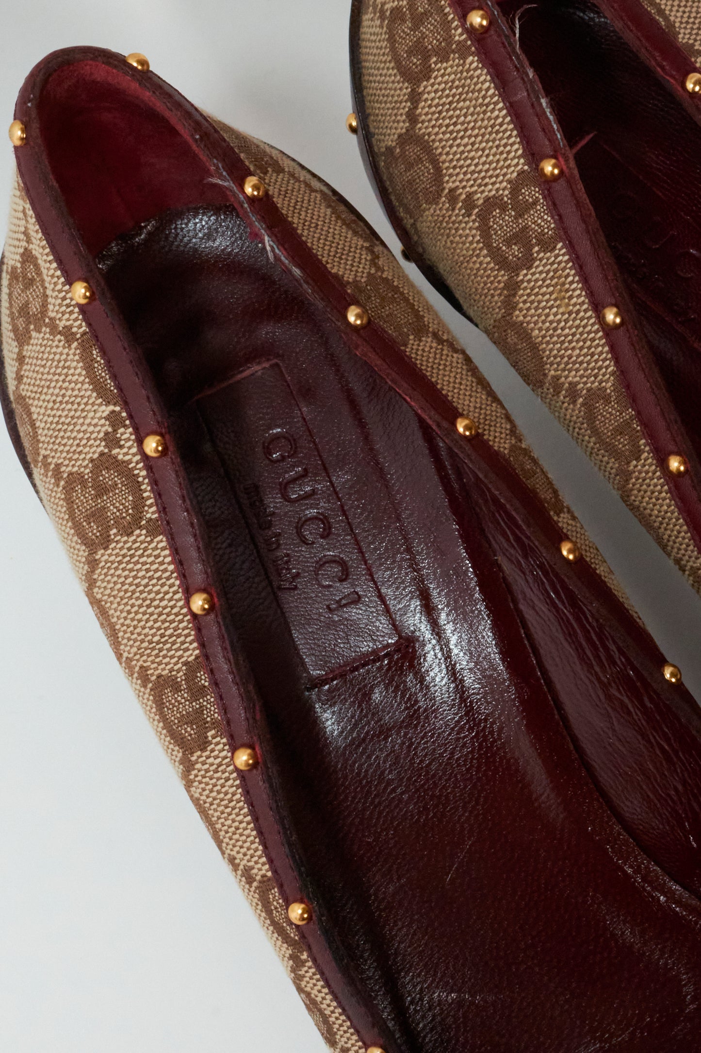 Gucci Monogram Burgundy Horsebit Kitten Heels