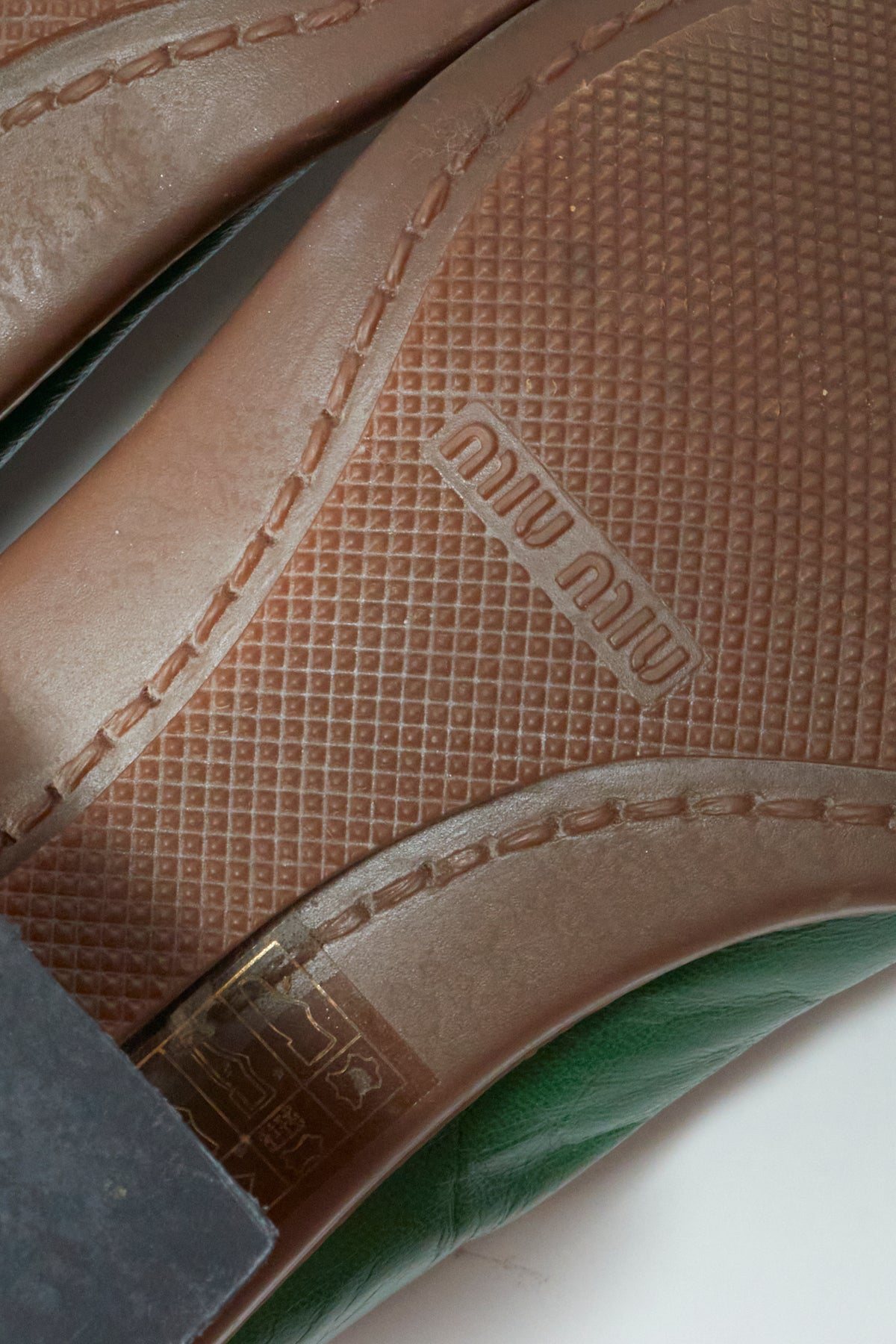 Miu Miu Fall 1999 Wingtip Green Brown Leather Heels