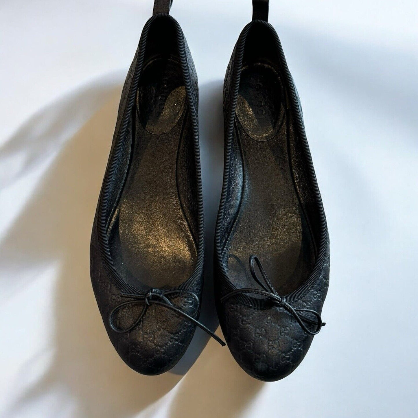 Gucci Black Embossed Monogram Leather Bow Ballet Flats Size 38