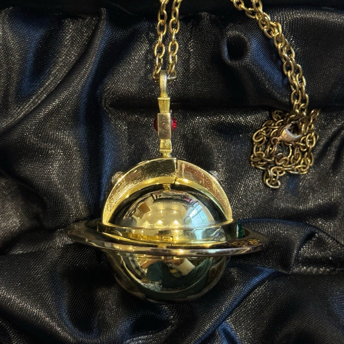 Vivienne Westood Nana Gold Orb Lighter Necklace